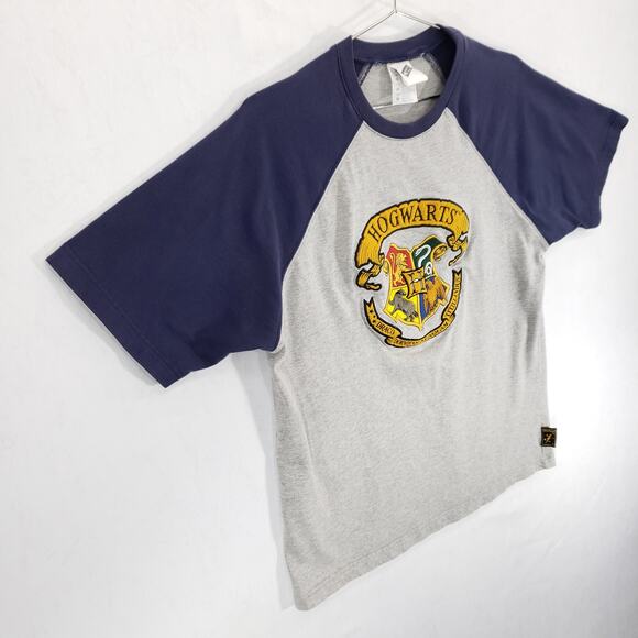 Vintage Harry Potter T Shirt Adult Medium Gray Embroidered Hogwarts Crest 2001 - Picture 8 of 16